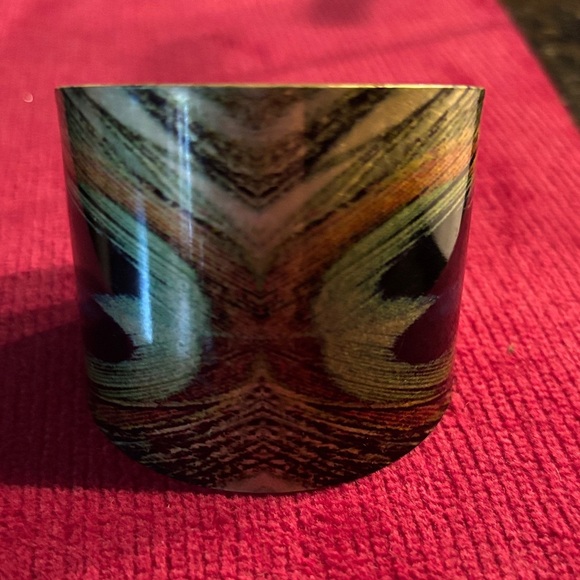 Peacock Feather Pattern Cuff Bracelet - Picture 1 of 4